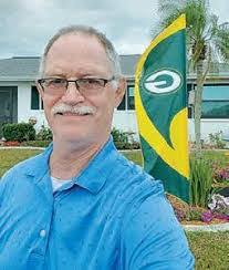 Stephen Pluhar's Instagram, Twitter & Facebook