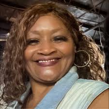 Enjoy the return of a classic flavor. Dig into this cake with smooth banana  pudding and mini NILLA® wafers for a limited time. Order today!