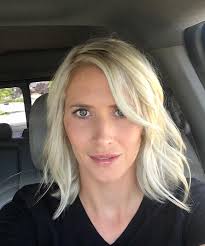 Students tour salon and love the space