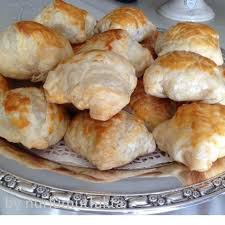 Talas Boregi Tarifi Talas Boregi Nasil Yapilir En Guzel Borek Tarifi En Pratik Borek Tarifleri Etli Talas Boregi Tarifi Yemek Tarifleri