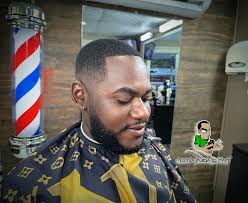 🤓 🪒 ✨ #aronsbarbershop #aronbarber #fade #haircutmen #panama #beard #line  #pty #ptybarbers