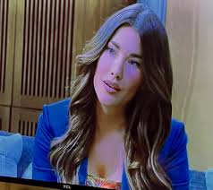 Luna is gonna pretend she is the prison doctor…I see it already!