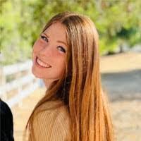 Roxanna Jackson's Instagram, Twitter & Facebook