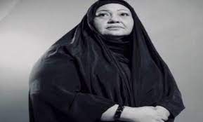 وروت الإعلامية الكويتية تفاصيل رفض الفنانة انتصار الشراح العلاج في الخارج قبل عام مضى، مبينة أن هذا ساهم في خطورة. 7ce 95sbwmgssm