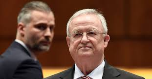 Former VW chief tells court he didn't deceive investors over dieselgate