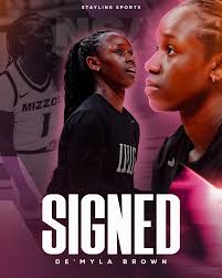 United sister @imari.berry Post game interview after helping @louisvillewbb  put