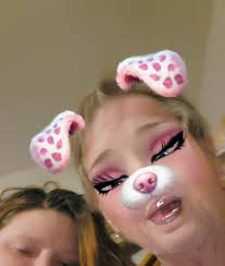 Autumn Shell's Instagram, Twitter & Facebook