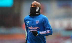 Aber ich weiß nicht, ob er wieder spielen wird. Arsenal Lacazette Bei Topklubs Angeboten