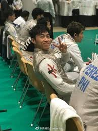 現為香港男子 劍擊 （花劍）運動員，曾代表 香港 在2016年世界青少年劍擊錦標賽中連挫歐洲及南美對手，最終名列男子少年組（u17）個人花劍賽第5位 ，2018年轉做全職運動員 。. Qkwljhgo2mzh7m