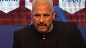 Sr Zapag pedimos que te retires de Cerro, esto esta llegando a la  humillacion, un club muy grande con miles de seguidores, no podes hacernos  esto, te estas burlando de nosotros, es