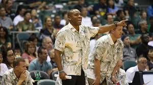 Boise State hires Hawaii assistant Chris Acker