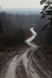 The Long And Winding Road That Leads To Your Door And Still They Lead Me Back To The Long And Winding Road That Takes Me To Your Door And Will Never Disap Country Roads Scenery Country Roads Take Me Home