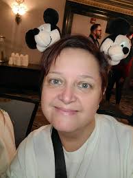 Mandi Champagne Krieg (@mandi.krieg) • Facebook