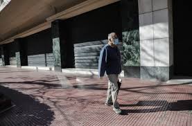 Τα καταστήματα ήταν ανοιχτά και την κυριακή 11 δεκεμβρίου 2016. Koronoios 150 Syllhpseis Gia Anoixta Magazia Oi Perissoteres Sthn Attikh