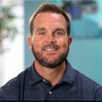 Alex Tinker's Instagram, Twitter & Facebook