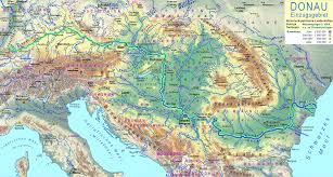 Rul are un bazin hidrologic cu o suprafa de 75.000 km. DunÄƒrea Wikivoyage