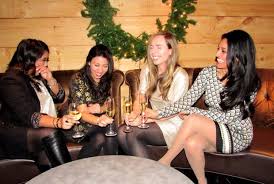 Mid week virtual dinner parties. Black Barn For Dinner Parties How To Stay In Style During The Holidays With Julie Brown Nyc