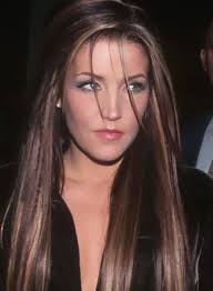 Beautiful Lisa Marie Presley One of my favorites she looks so happy and  peaceful. 🎶🎸❤️🙋‍♂️