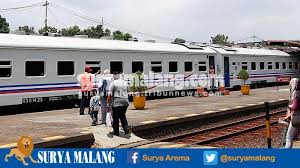 Jadwal kereta api dari stasiun surabaya surabaya gubeng ( sgu ) ke malang malang ( ml ) berikut daftar kereta api yang melayani rute perjalanan dari stasiun surabaya surabaya gubeng ( sgu ) menuju ke stasiun malang malang ( ml ) beserta waktu keberangkatan dan kedatangan: Ada Kereta Api Harga Murah Malang Yogyakarta Pp Ini Tarif Syarat Dan Jadwal Keberangkatannya Surya Malang