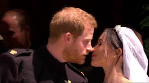 An der seite seines freundes james, der sogar zur hochzeit des prinzen und seiner frau 2018 eingeladen war, wirkt harry entspannt und. God Save The Queen Uk National Anthem The Royal Wedding Of Prince Harry And Meghan Markle Youtube