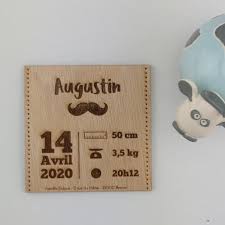 Découvrez de nombreux textes drôles, ou traditionnels à coller sur une carte personnalisée ! Faire Part Naissance En Bois Poppiz Fab