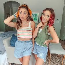 You Re Not There By Lucas Graham Reminded Us That We Have Music People To Help Us Push Through Featureme Brooklyn And Bailey Cute Outfits Bailey