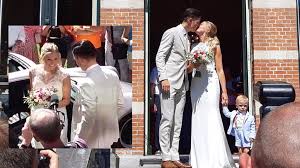 Hij gaat uiteraard voor een vierde titel op rij, en werkte daar een volledig seizoen naartoe. Veel Volk Voor Huwelijk Van Wout En Sarah Rtv