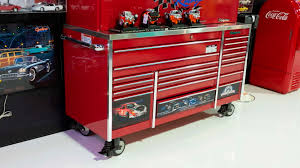 How much does shipping cost? Nascar Snap On Racing Tool Box J353 The Eddie Vannoy Collection 2020