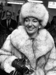 It is a matter of opinion. Maria Callas Biografie Who S Who