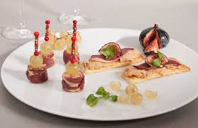 Foie Gras Et Magret En Bouchees Fruitees Finger Food Et Si C Etait Bon Foie Gras Alimentation Gastronomie