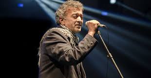 Discover top playlists and videos from your favorite artists on shazam! 18 Facts About Lucky Ali Who Gave Us Some Lovely Musical Gems