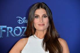 Idina kim menzel (/ ɪ ˈ d iː n ə m ɛ n ˈ z ɛ l /; Uncut Gems Idina Menzel Has Done It All But She S Not Ready To Let It Go Just Yet Grit Daily News