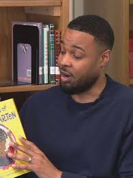 Reading with Robert: Preschoolers learn to stick together as they grow up