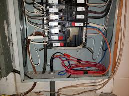 I am wanting to put 2 3way switch es in my garage using 12 2 wire do i just run a wire between the two switches. 12 2 Connected To 8 3 Wire With Extra Wires Taped Off Is This Legal Home Improvement Stack Exchange
