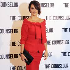 Der kerl lernt die notgeile frau im reitstall kennen. Penelope Cruz Starportrat News Bilder Gala De