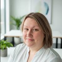 600+ "Amanda West" profiles