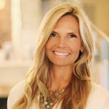 Anne-Marie Barton (@ambdesign77)