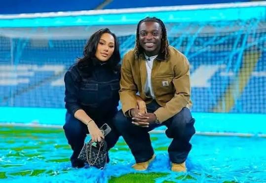 🔹Jeremy Doku could reportedly LEAVE the Belgium squad mid-tournament to attend the birth of his first child! A private plane to England, where his wife Shireen is expected to give birth, would