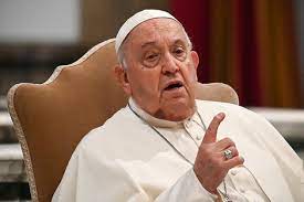 El papa Francisco fue internado por una bronquitis | Le harán estudios y  seguirán con su tratamiento | Página|12