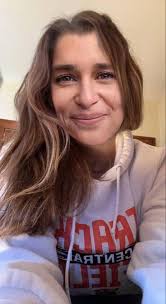 EmiliaClarke looking so gorgeous 😍 💖