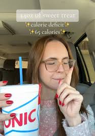 Making A Diet Cherry Limeade Sonic