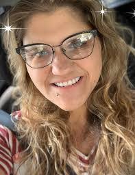 Mara Beam's Instagram, Twitter & Facebook