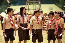 Dua karakter yang terinspirasi dari karakter buatan dee lestari yang muncul pertama kali di filosofi kopi ini akan saling bahu membahu di dalam film terbaru mereka melawan komplotan penjahat. 5 Elang Film Keluarga Tentang Petualangan Pramuka Alamendah S Blog