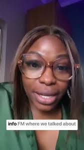 Shannon Heupel's Instagram, Twitter & Facebook