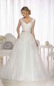 Maybe you would like to learn more about one of these? Essense Of Australia A Line Wedding Gown Style D1662 Kleider Hochzeit Hochzeitskleid Hochzeit Kleidung