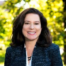 internationalwomensday #embraceequity #inclusion #storytelling  #inclusionisinourdna #fragomen #dei