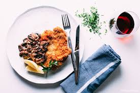 Living in a military town, i'm lucky enough to have a cultural variety of ingredients readily available. Pork Schnitzel Mushroom Sauce Recipe