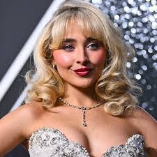 Nikki Calloway's Instagram, Twitter & Facebook