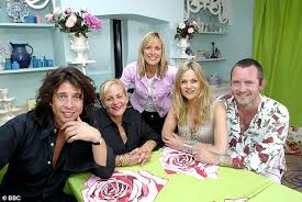 Dead ringers is a british radio and television comedy impressions show broadcast on bbc radio 4 and later bbc two.the programme was devised by producer bill dare and developed with jon holmes, andy hurst and simon blackwell. Changing Rooms To Return With Davina Mccall And Laurence Llewelyn Bowen As Hosts Australiannewsreview