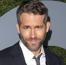 Reynolds is known for playing michael bergen on the abc sitcom two guys and a girl, billy simpson in the ytv. Ryan Reynolds Antwortet Auf Sex Angebote Sooo Lustig Brigitte De